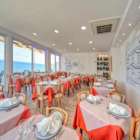 Imperamare بيت ضيافة